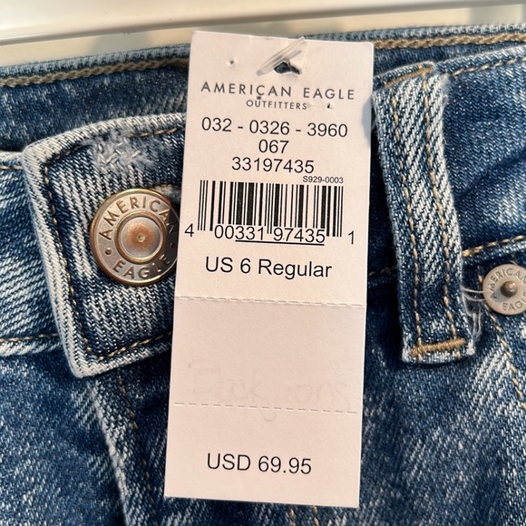 American Eagle Mom Jeans - Picture 3 of 3